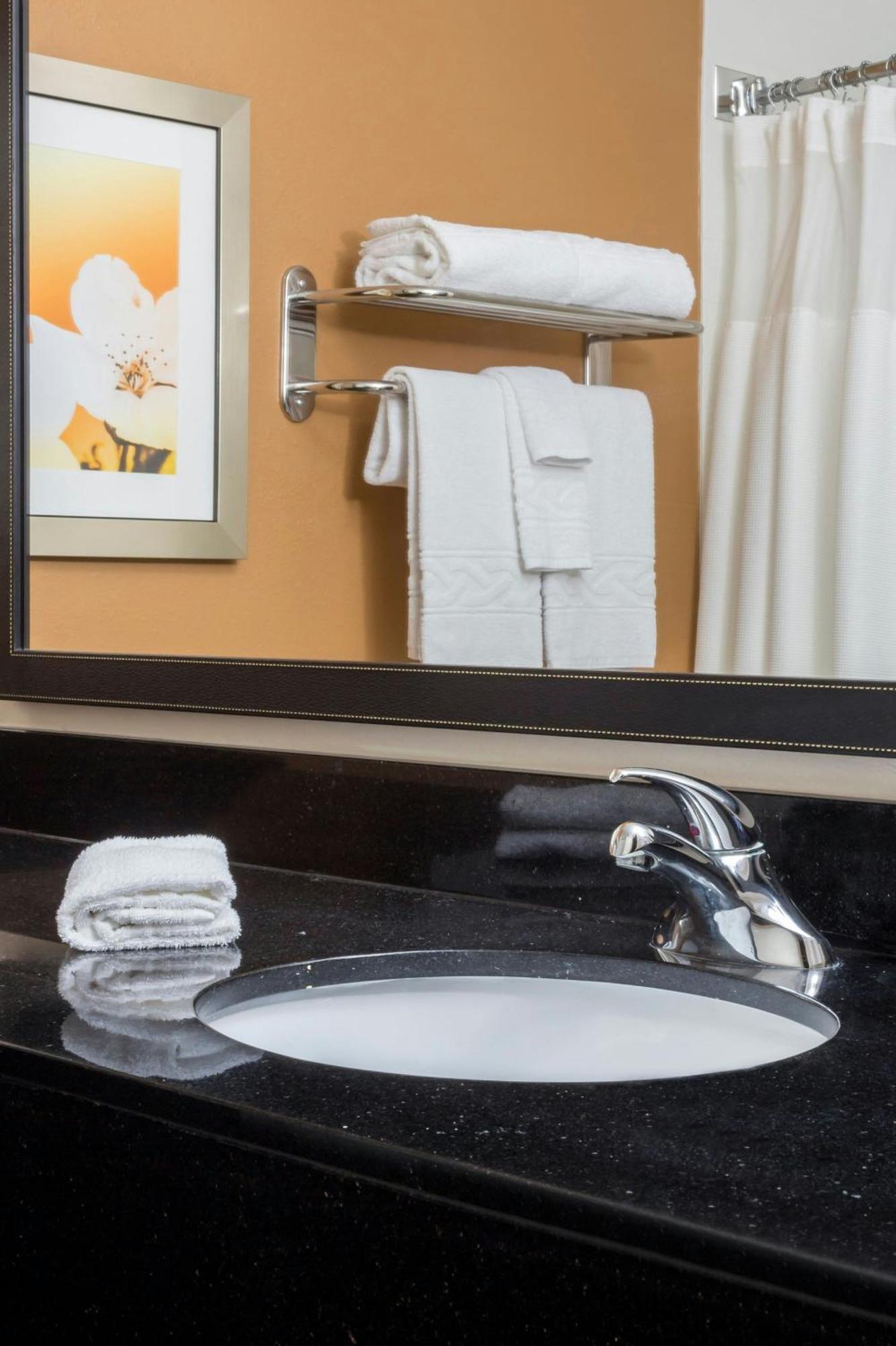 Fairfield Inn & Suites Корпус-Кристи Экстерьер фото